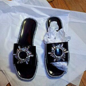 Bamboo Brand Black Rhinestone Design Sandals. Size 6. Reflects sun. Gorgeous!